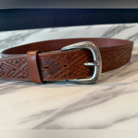 Justin Leather Western Aztec Style Belt - Picture 2 of 10